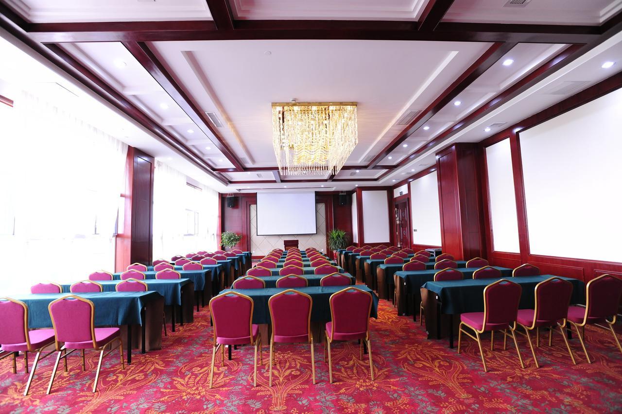 Yinruilin International Hotel Kunming Exterior photo