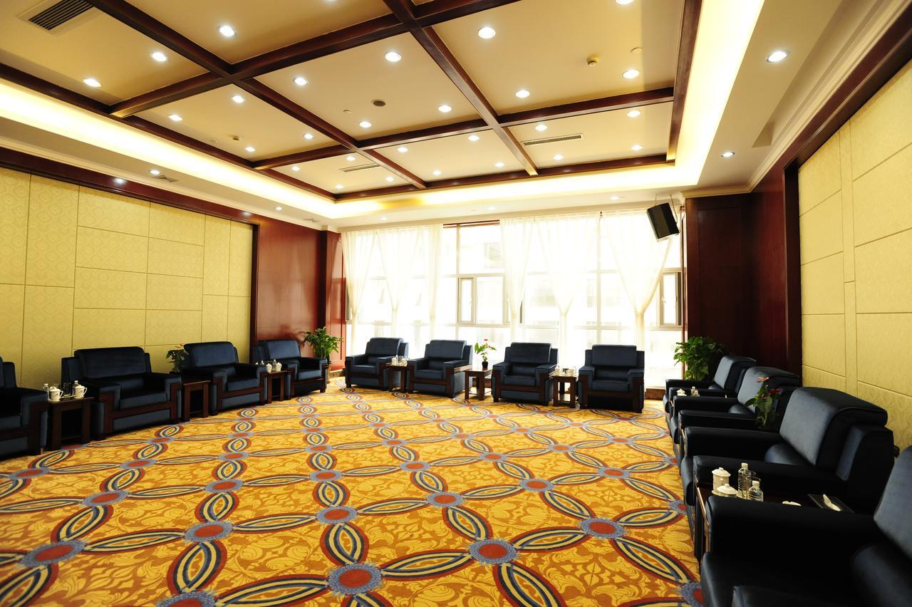 Yinruilin International Hotel Kunming Exterior photo
