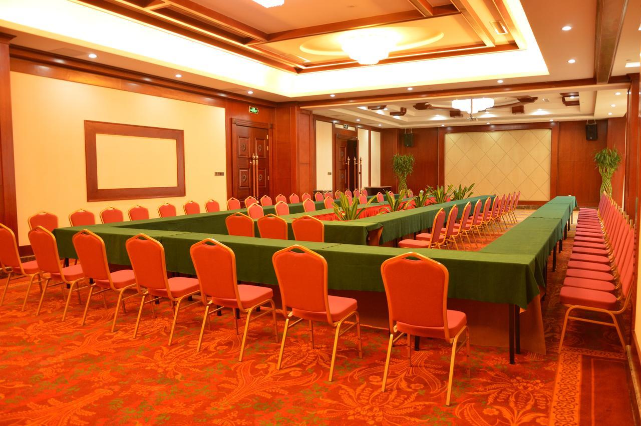 Yinruilin International Hotel Kunming Exterior photo
