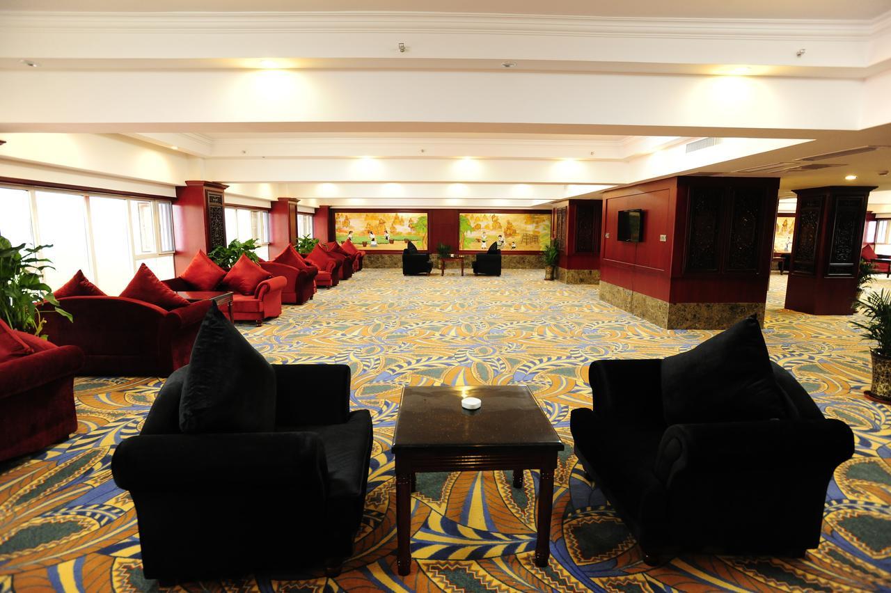 Yinruilin International Hotel Kunming Exterior photo