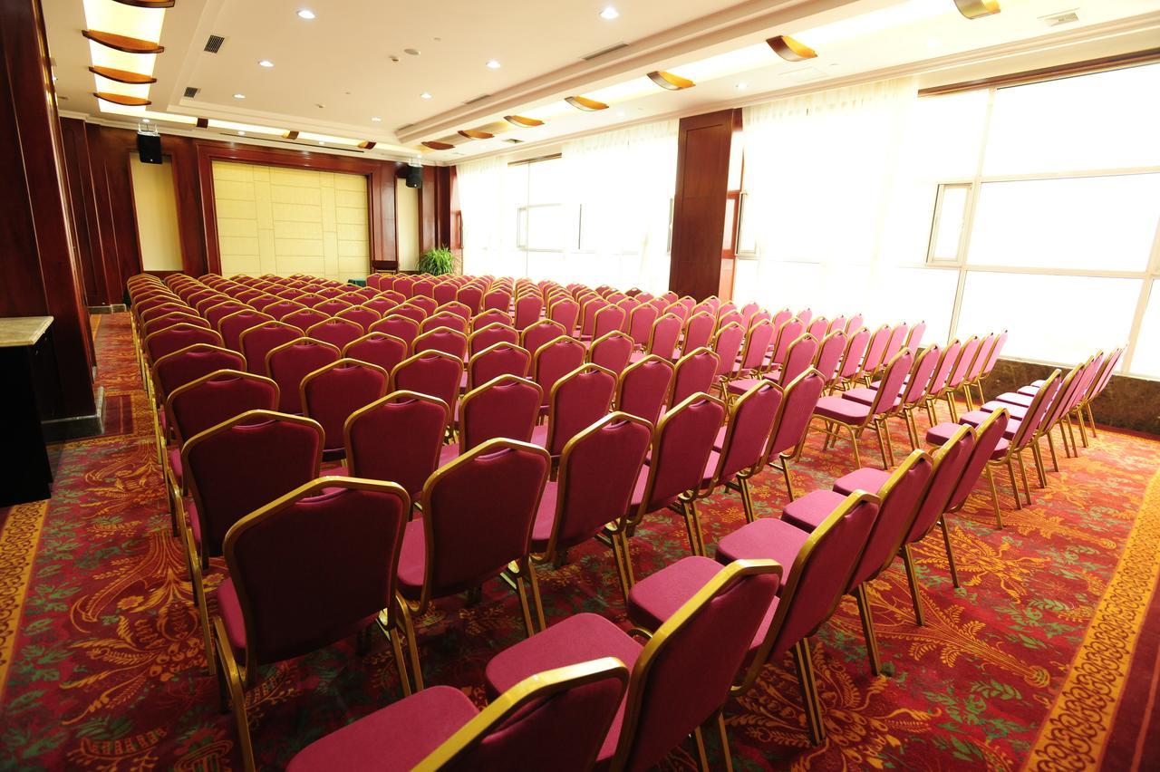 Yinruilin International Hotel Kunming Exterior photo